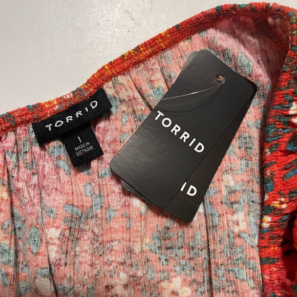 Torrid Plus Size 1X Floral Textured Jersey Smocked Waist Top NWT - Picture 7 of 10